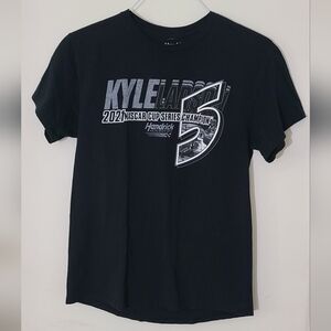 Kyle Larson 2021 Cup Champion Hendrick Motorsports Black Graphic T-Shirt Nedium